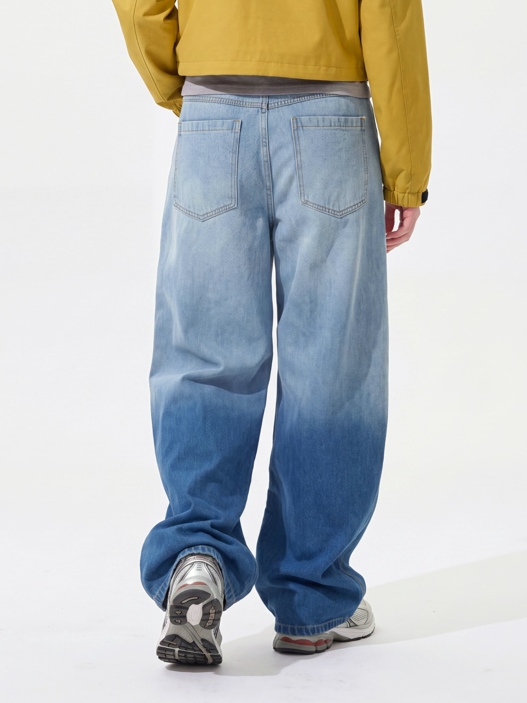 Fieldtrace - Unisex Washed Gradient Star-Print Baggy Jeans
