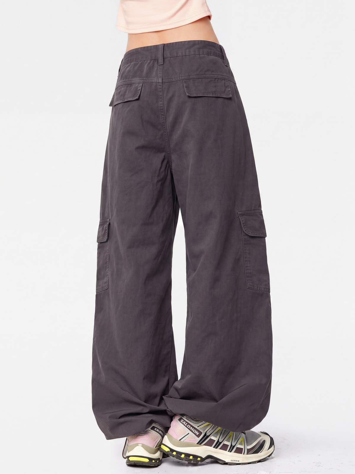 FrostTrail - Women's Large Pocket Curved-Leg Cargo Pants