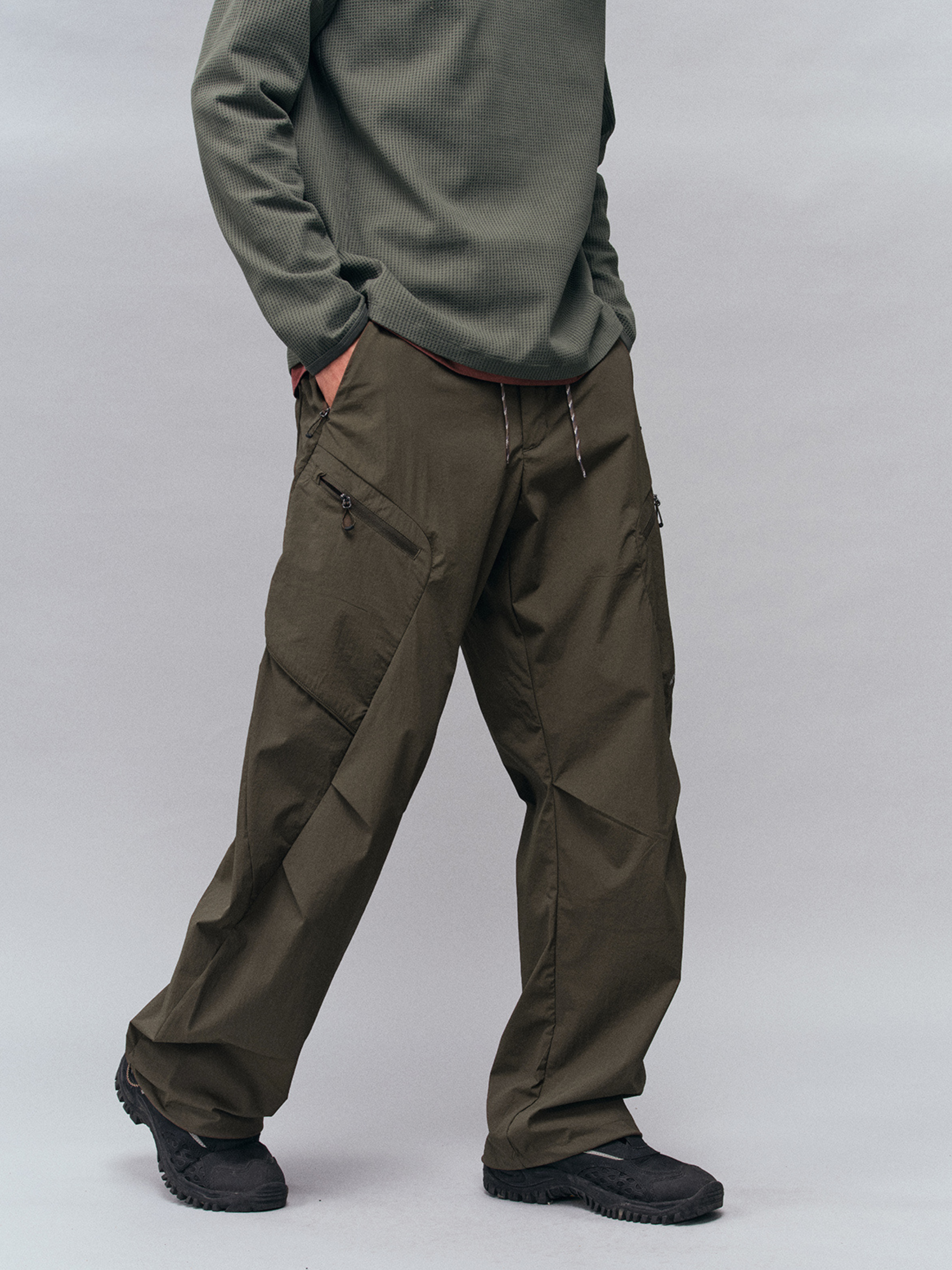 Emberfire - Unisex Water-Repellent Multi-Pocket Drawstring Utility Pants