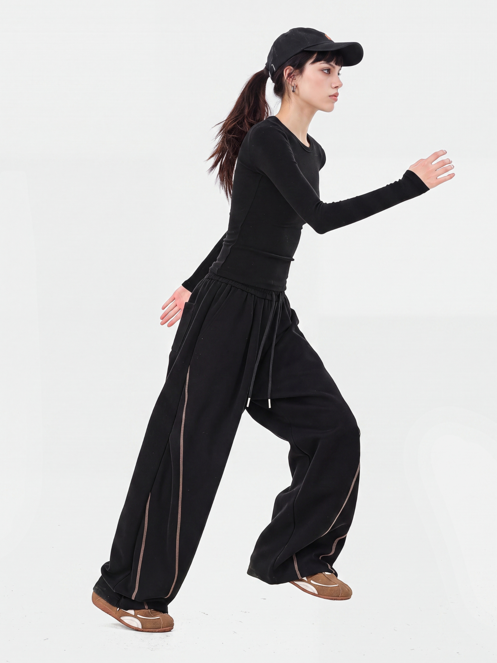 TraceSway - Women's Contrast Stitch Wide-Leg Pants