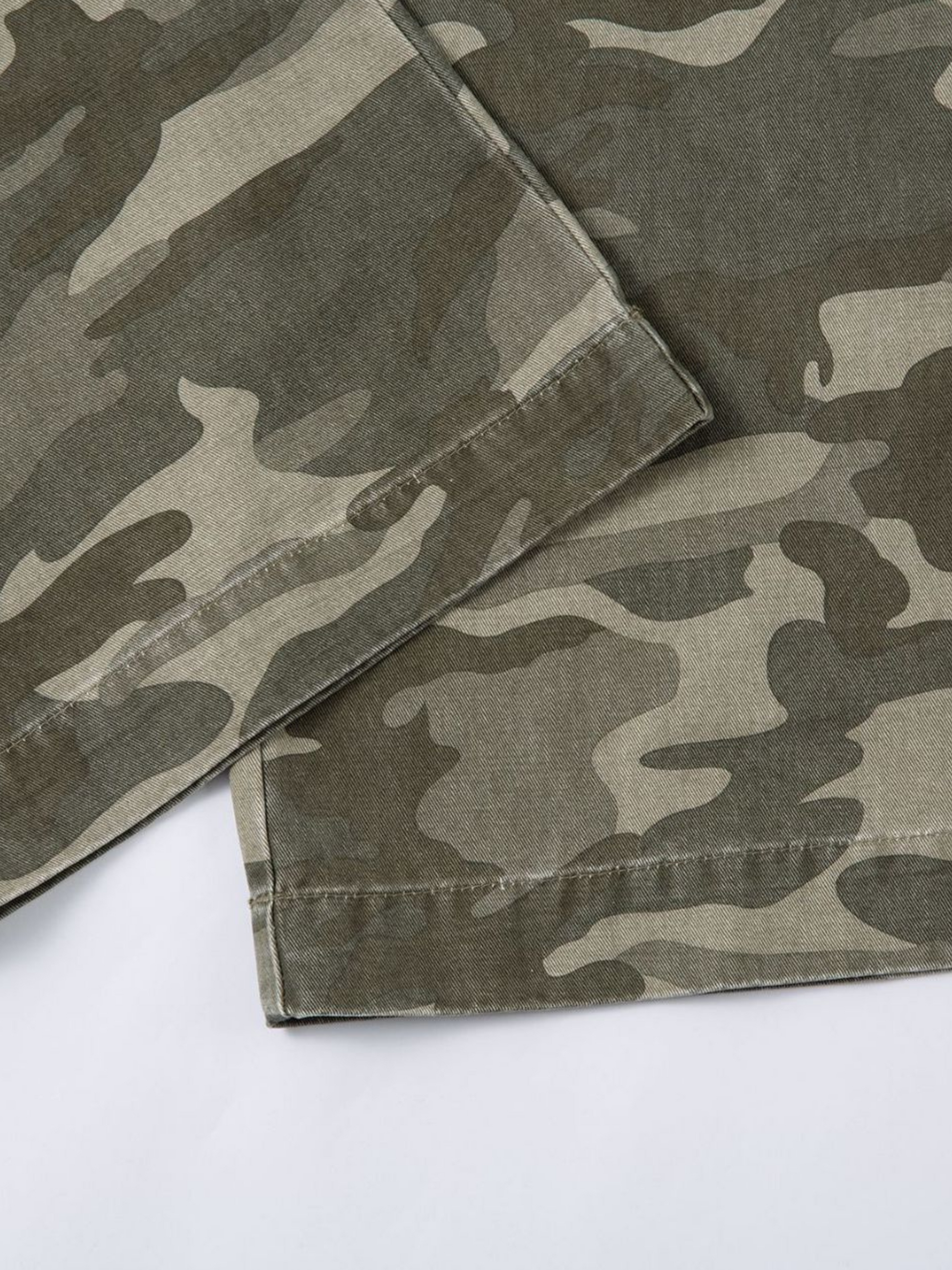SafePack - Men's Camo 3D Pocket Cargo Pants GONGGAR SPORTS