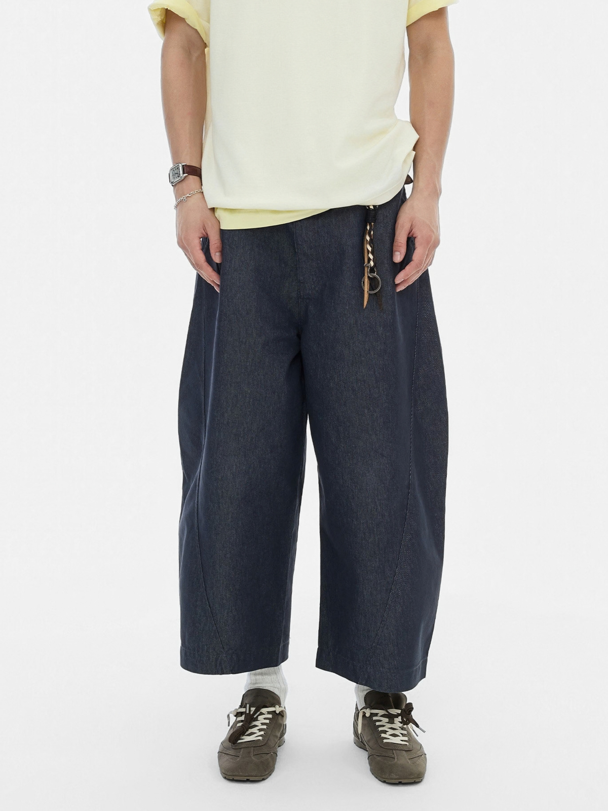 Mistpath - Breathable Curved-Leg Cropped Jeans