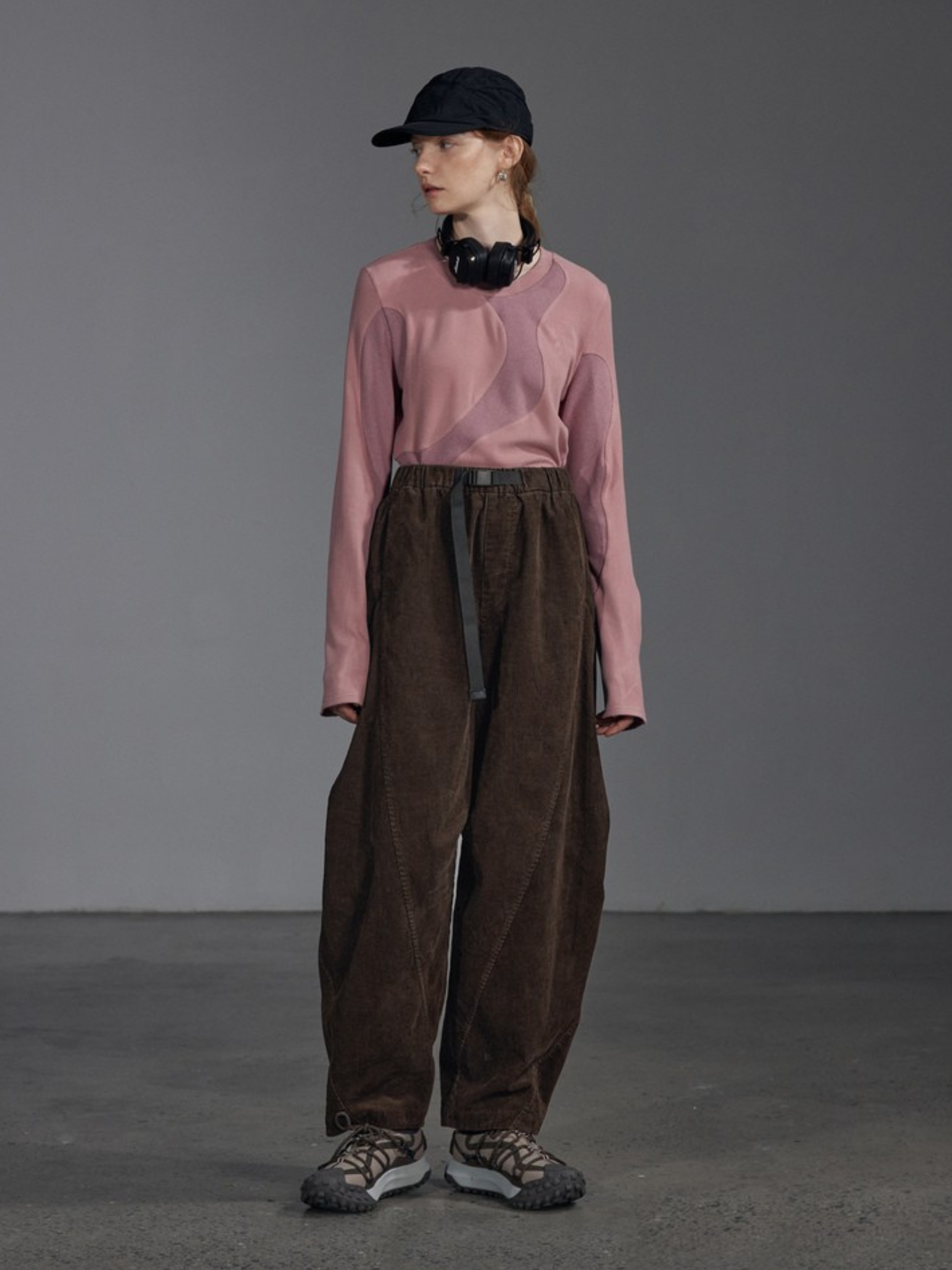 Ashcliff - Women's Loose Straight-Leg Corduroy Pants