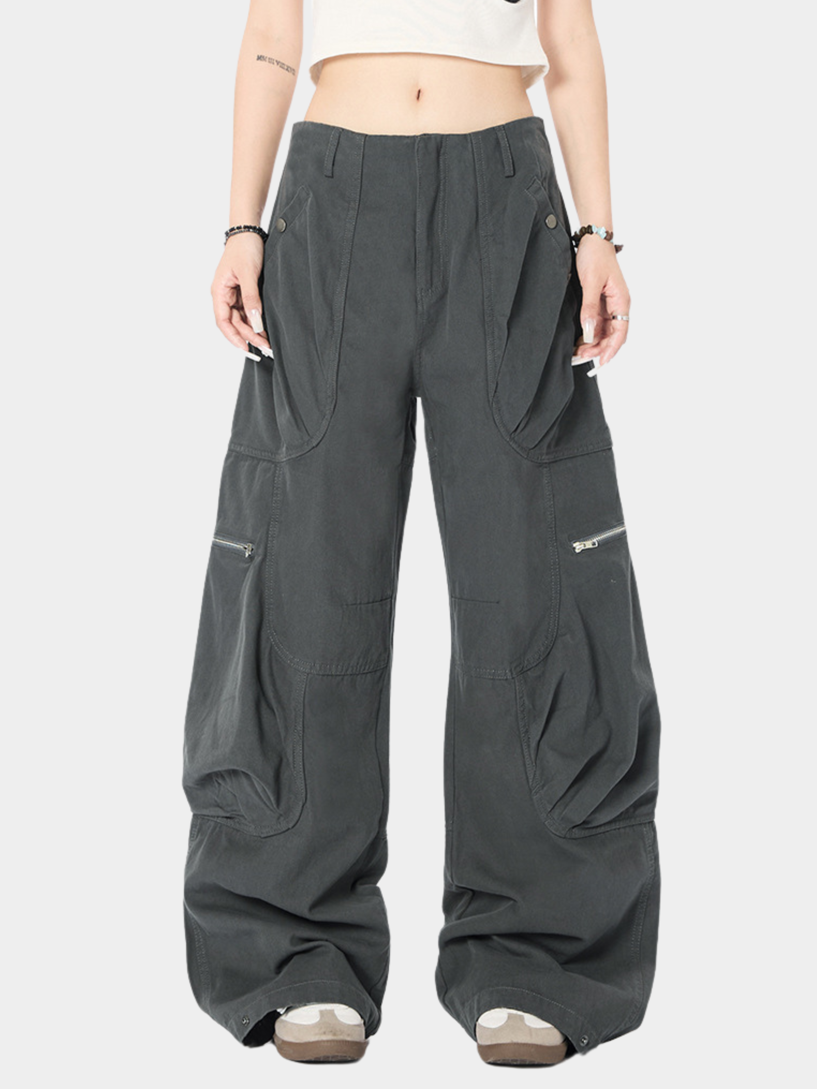 Aquapath - Women's Oversized Pocket Straight Cargo Pants