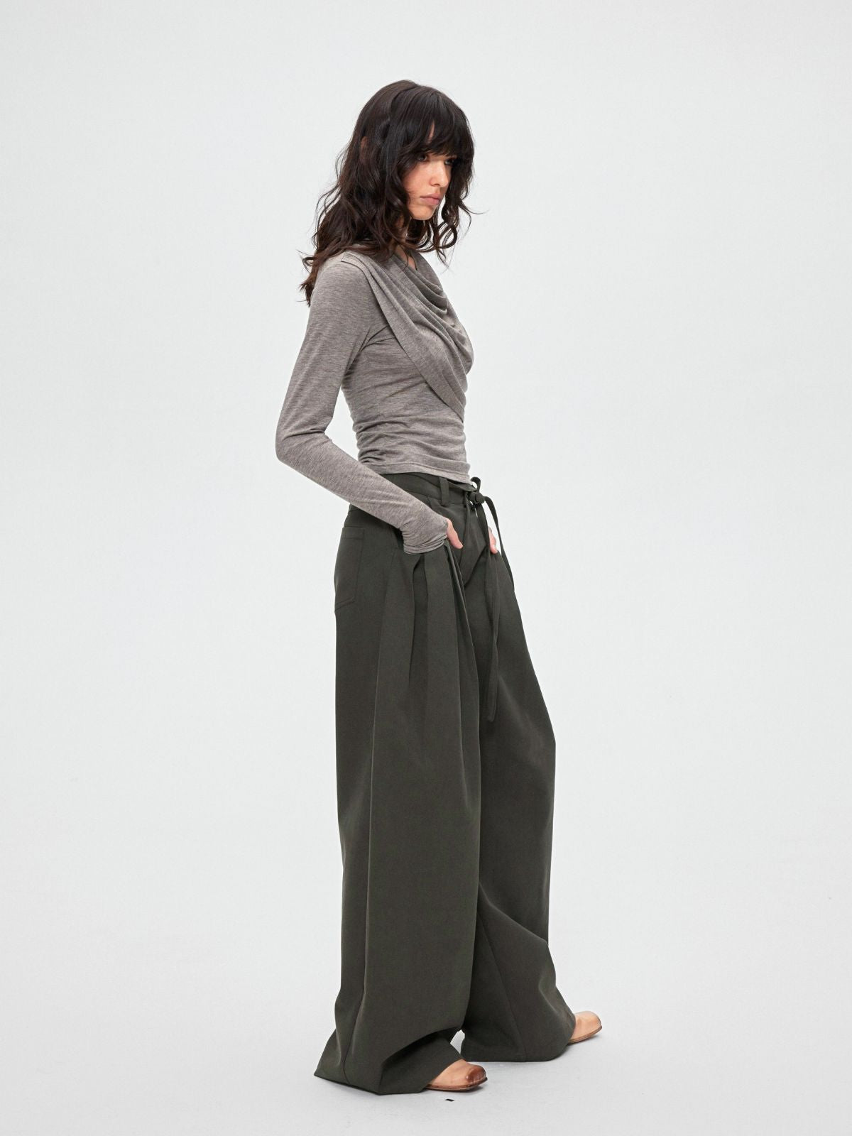 Fieldcast - Women's Drawstring Waist Pleated Pocket Straight-Leg Pants