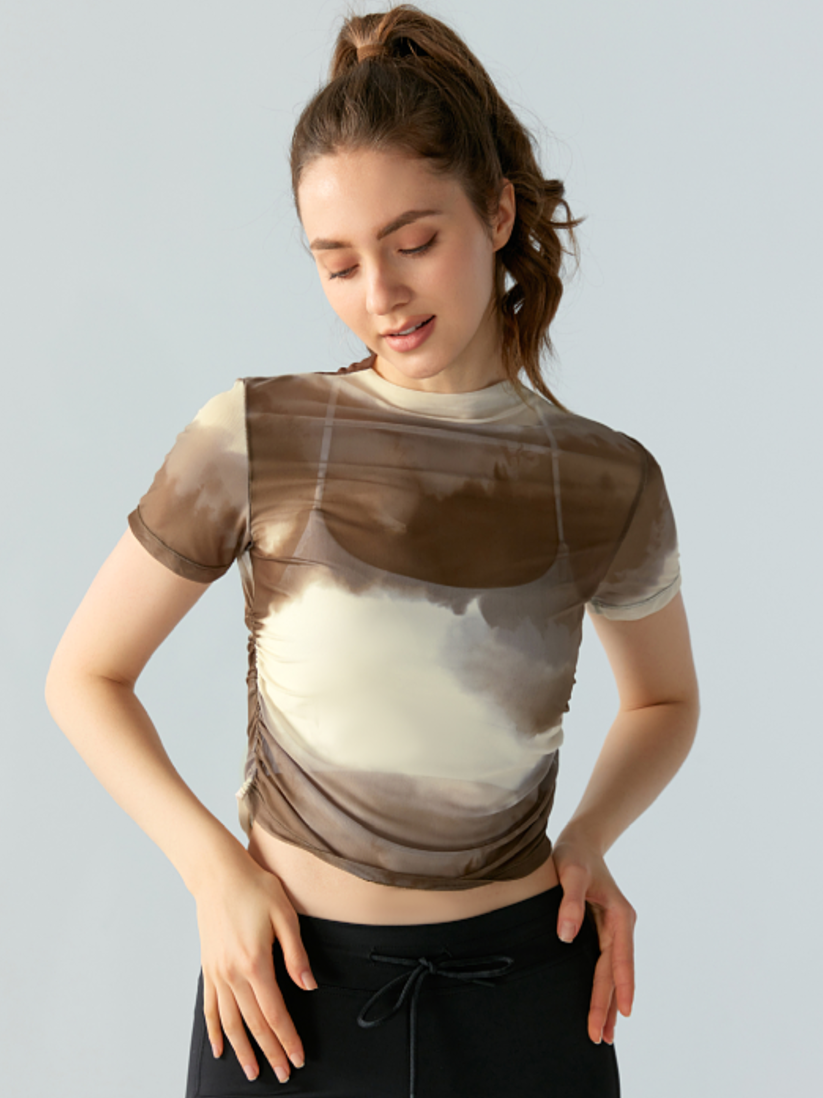 Blazerun - Women's Ruched Slim Fit Breathable Yoga Top