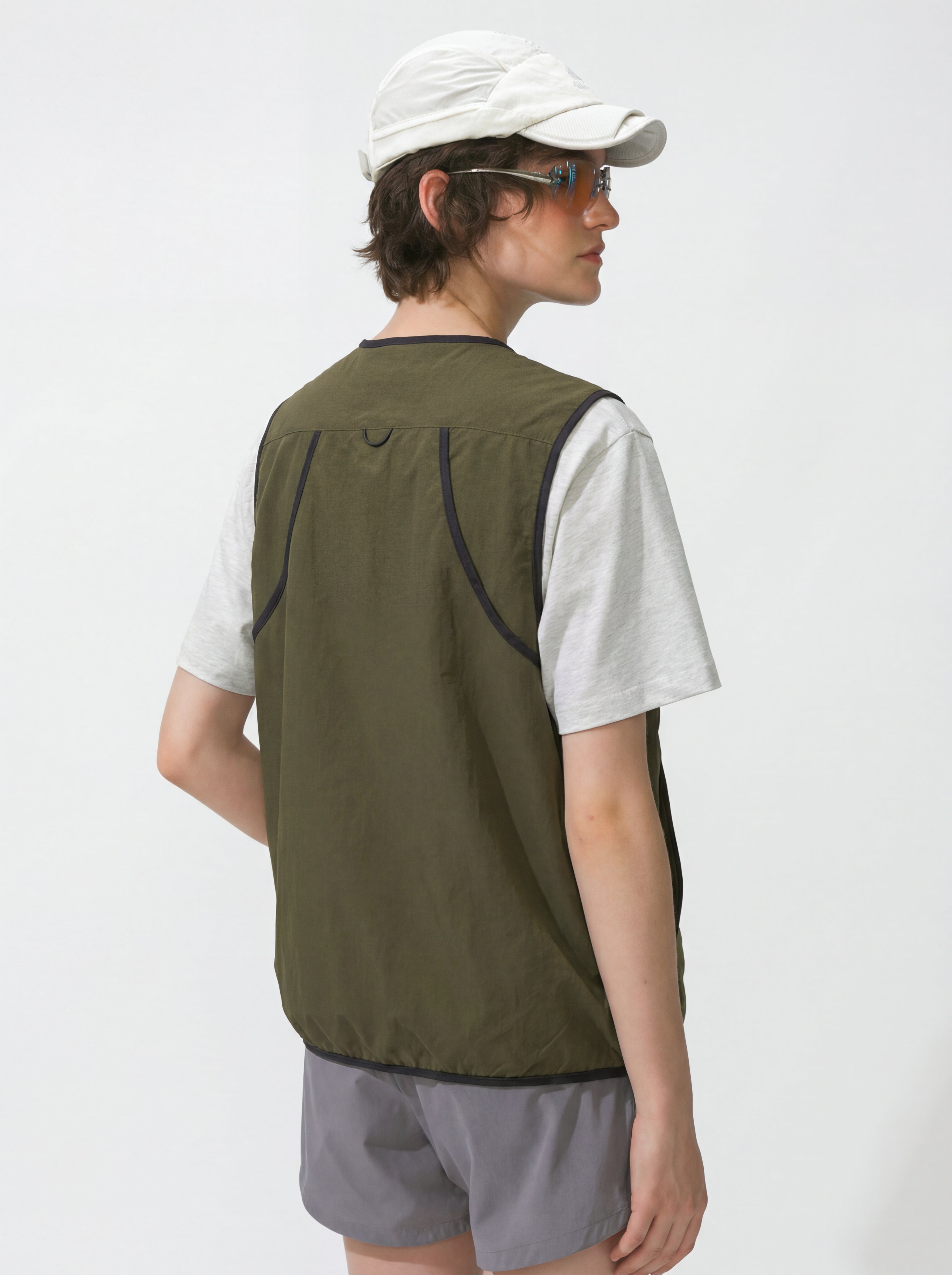 CougarLine - Water-Repellent Multi-Pocket Utility Vest