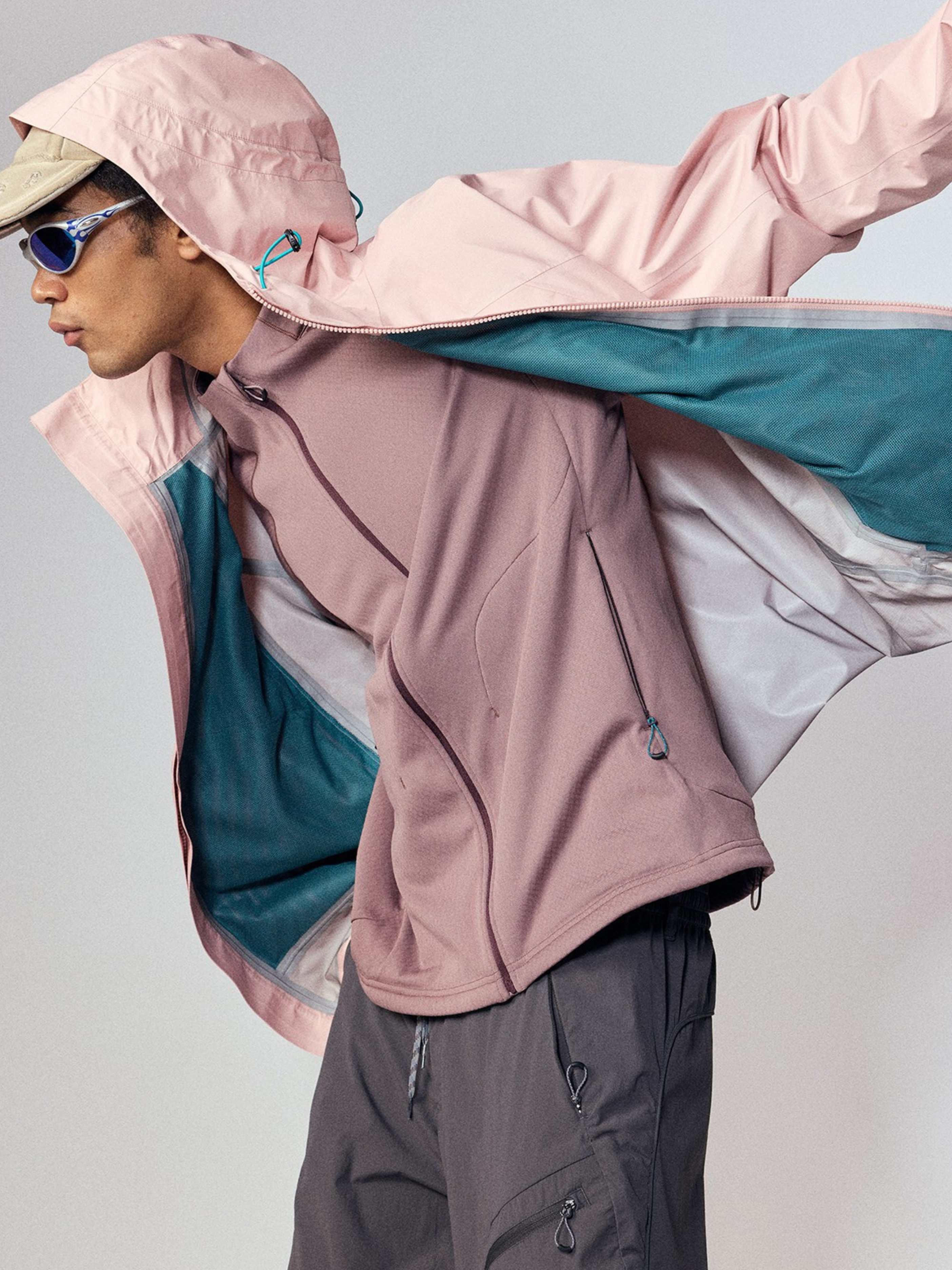 CampCooler - Men's Hooded Outdoor Shell Jacket