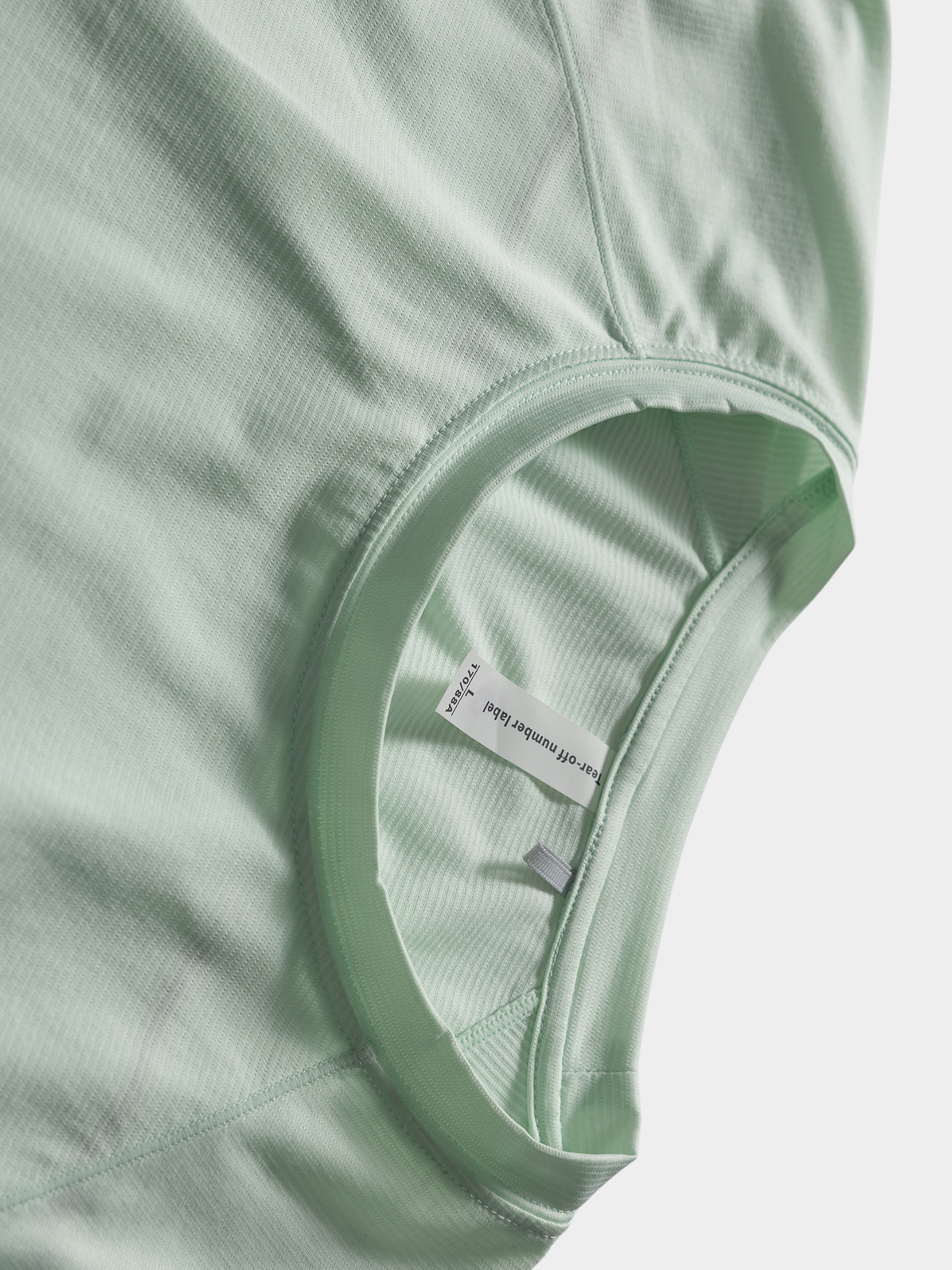 DustTrack - Quick-Dry Breathable Long-Sleeve T-Shirt