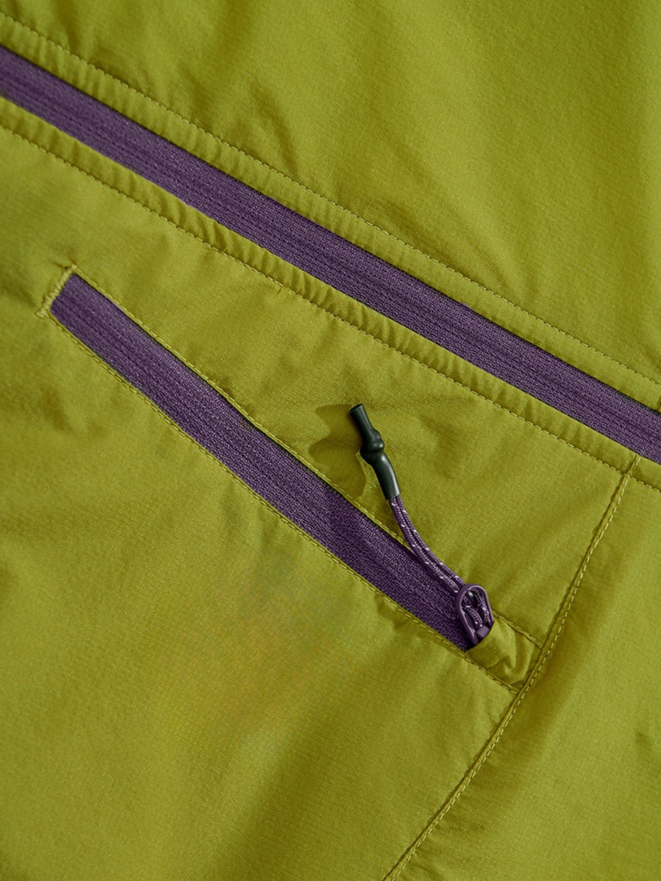 Emberblaze - Women's Water-Resistant & Windproof Insulated Jacket