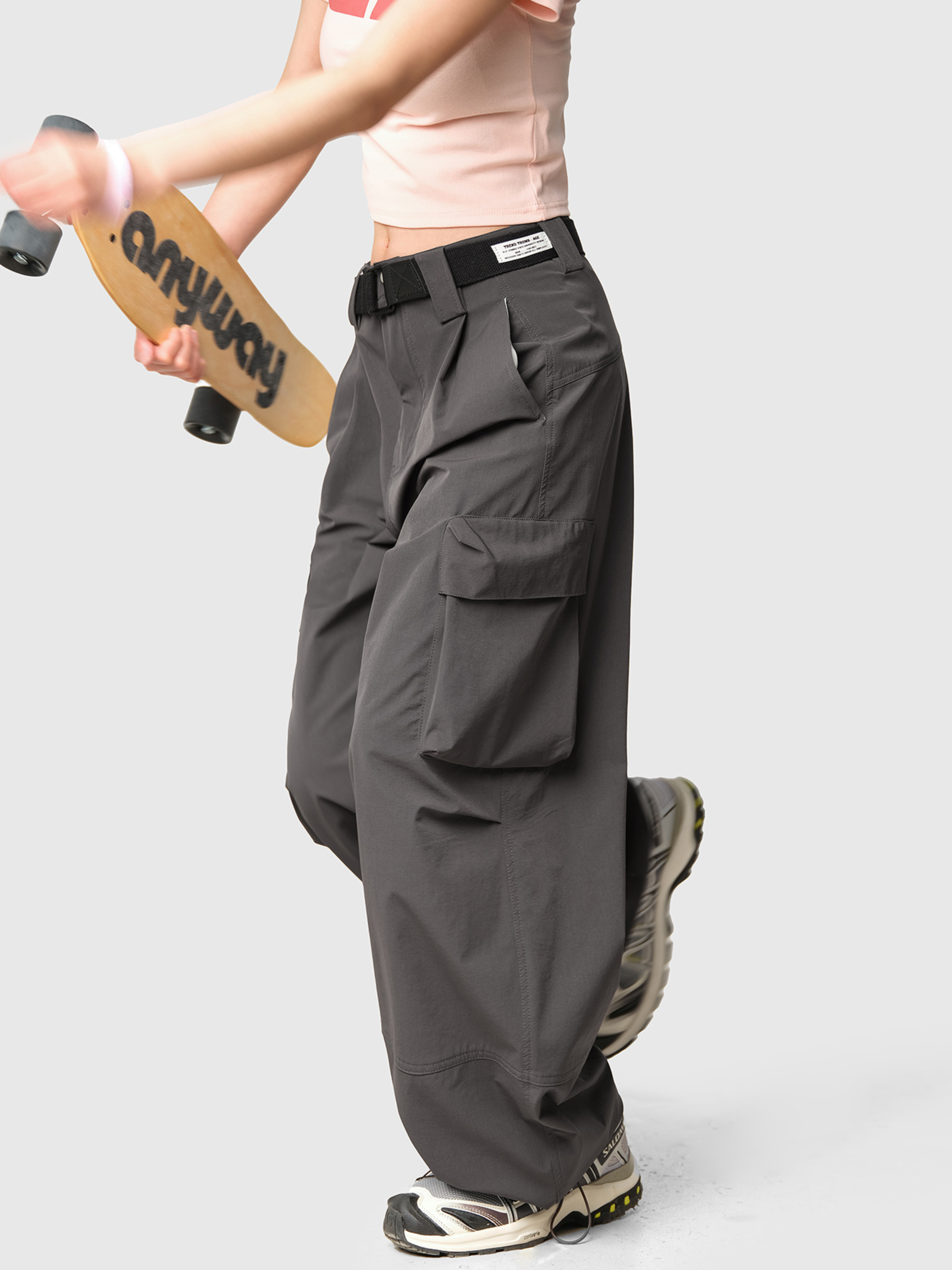 FrostTrail - Women's Large Pocket Utility Paratrooper Cargo Pants