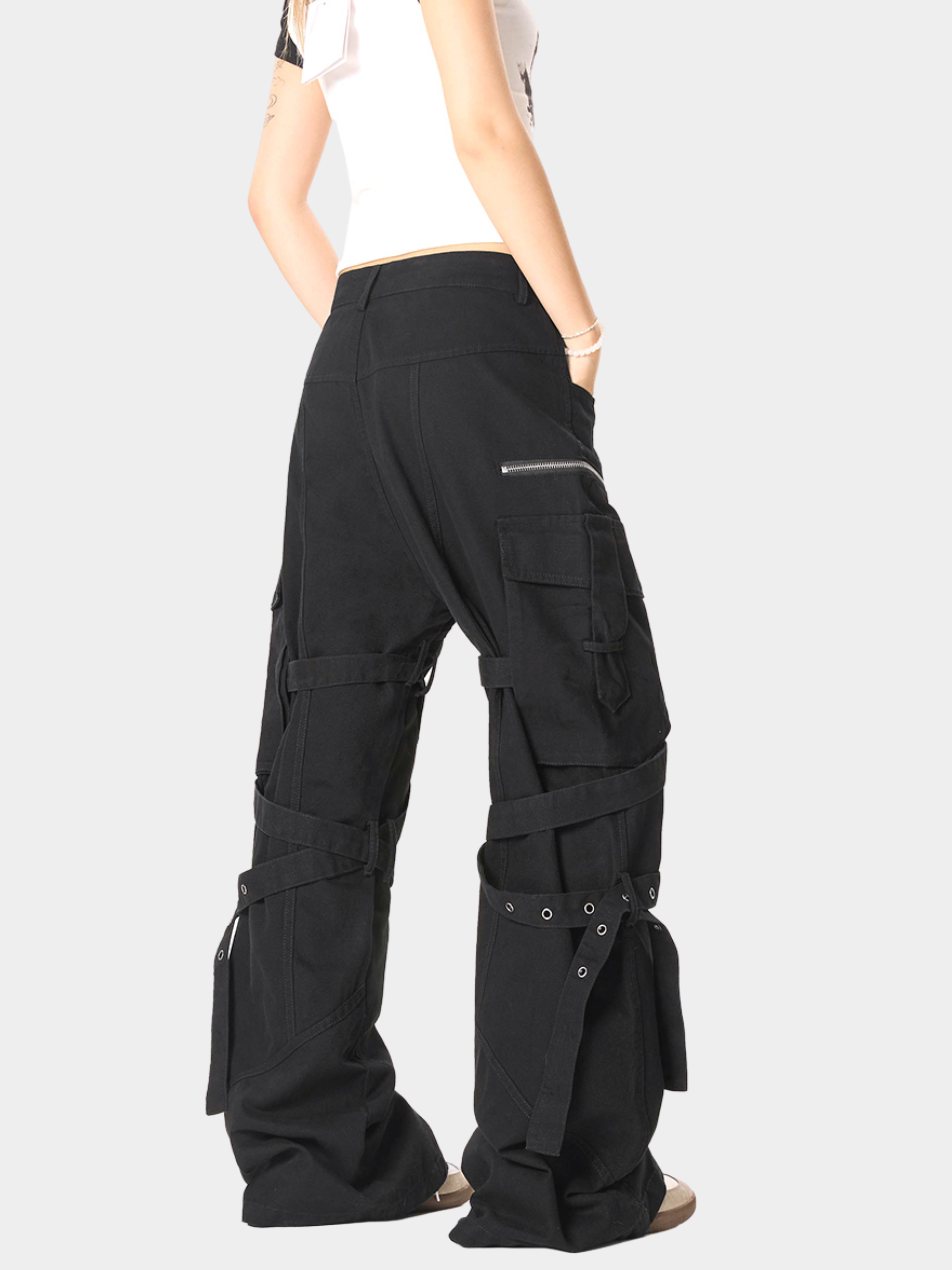 Aquaridge - Women's Strap Detail Tailored Cargo Pants